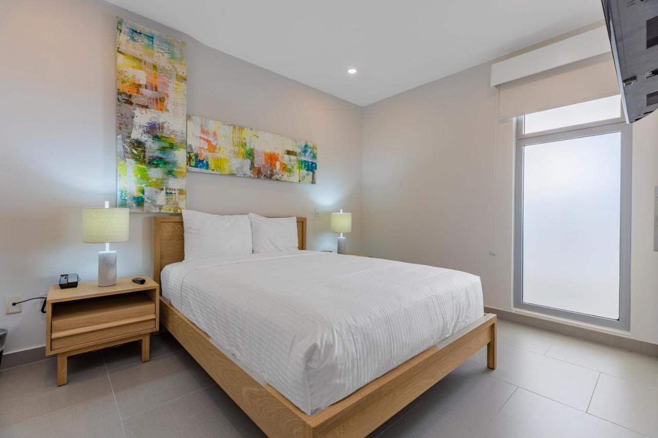 Azure Beach Residences Палм Бич Экстерьер фото
