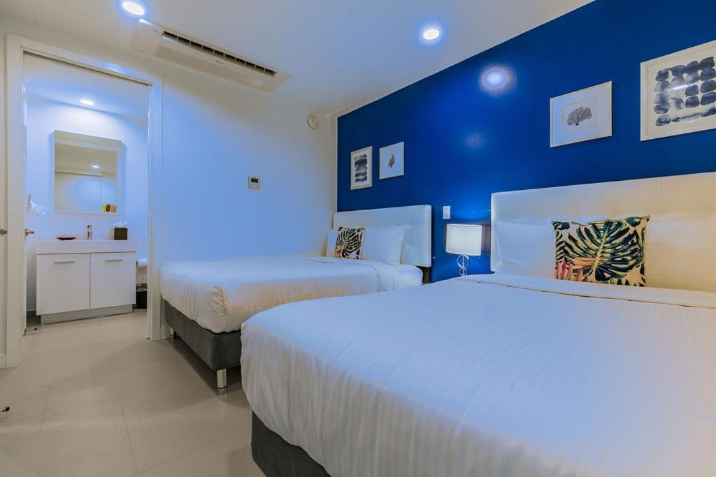 Azure Beach Residences Палм Бич Экстерьер фото