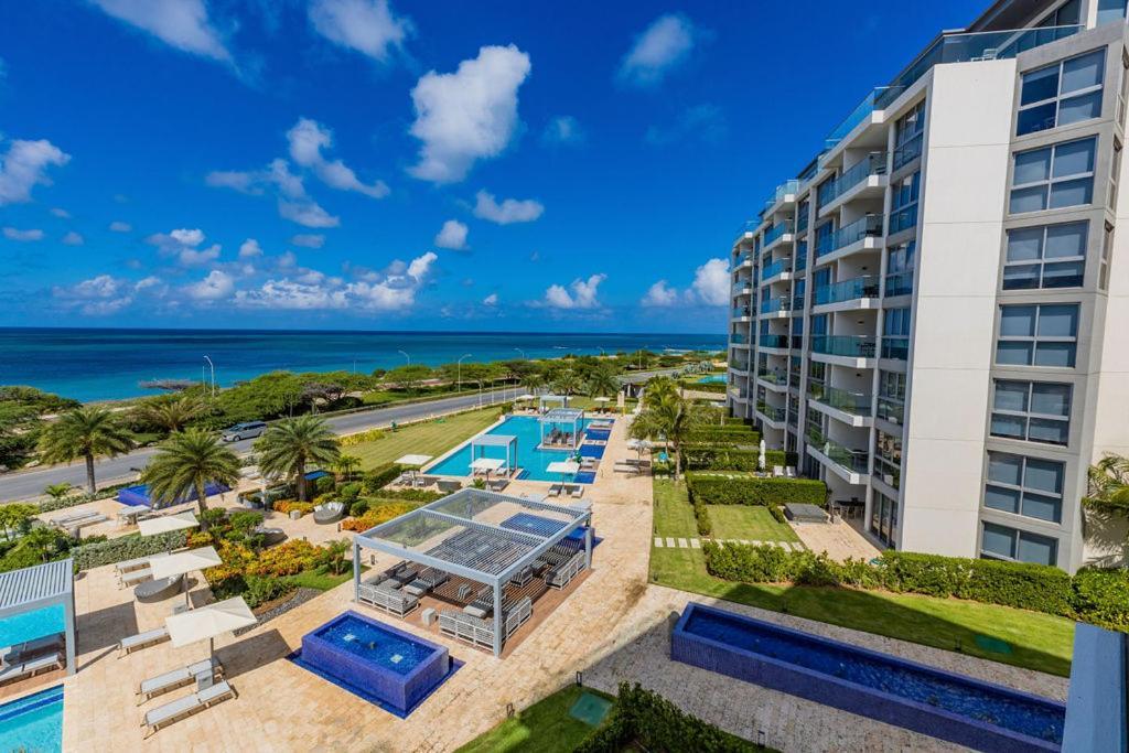 Azure Beach Residences Палм Бич Экстерьер фото